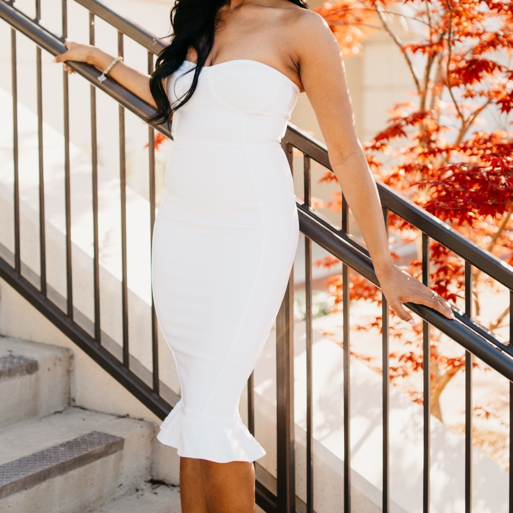 White Frill Hem Bandage Midi Dress.